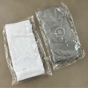 NEW MENS XL 2 PAIR COMPRESSION SOCKS GREY & WHITE